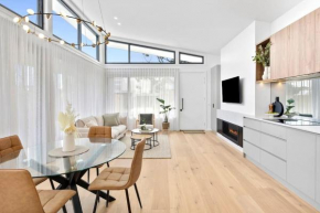 Iluka on the Avenue- 2 bedroom, 2 bathroom. New! 150m to shops, Ocean Grove